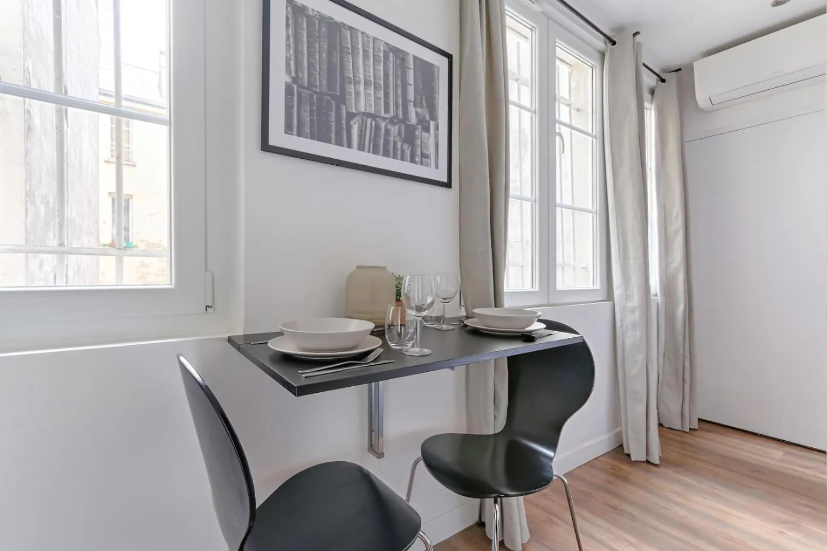 Tbs 308 - Beautiful Studio Near Marais District Paris 0*,  France