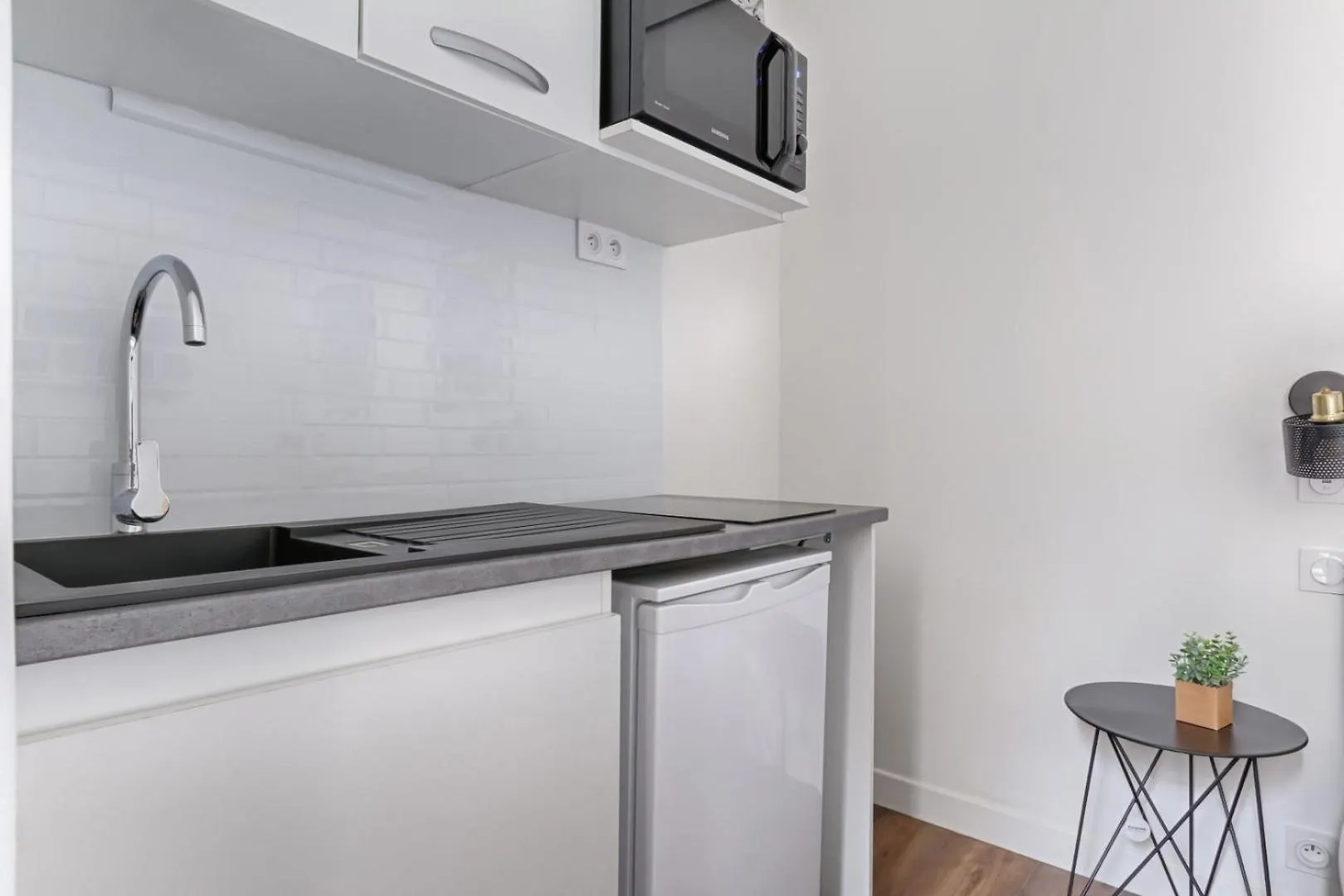 Tbs 308 - Beautiful Studio Near Marais District باريس 0*,  فرنسا